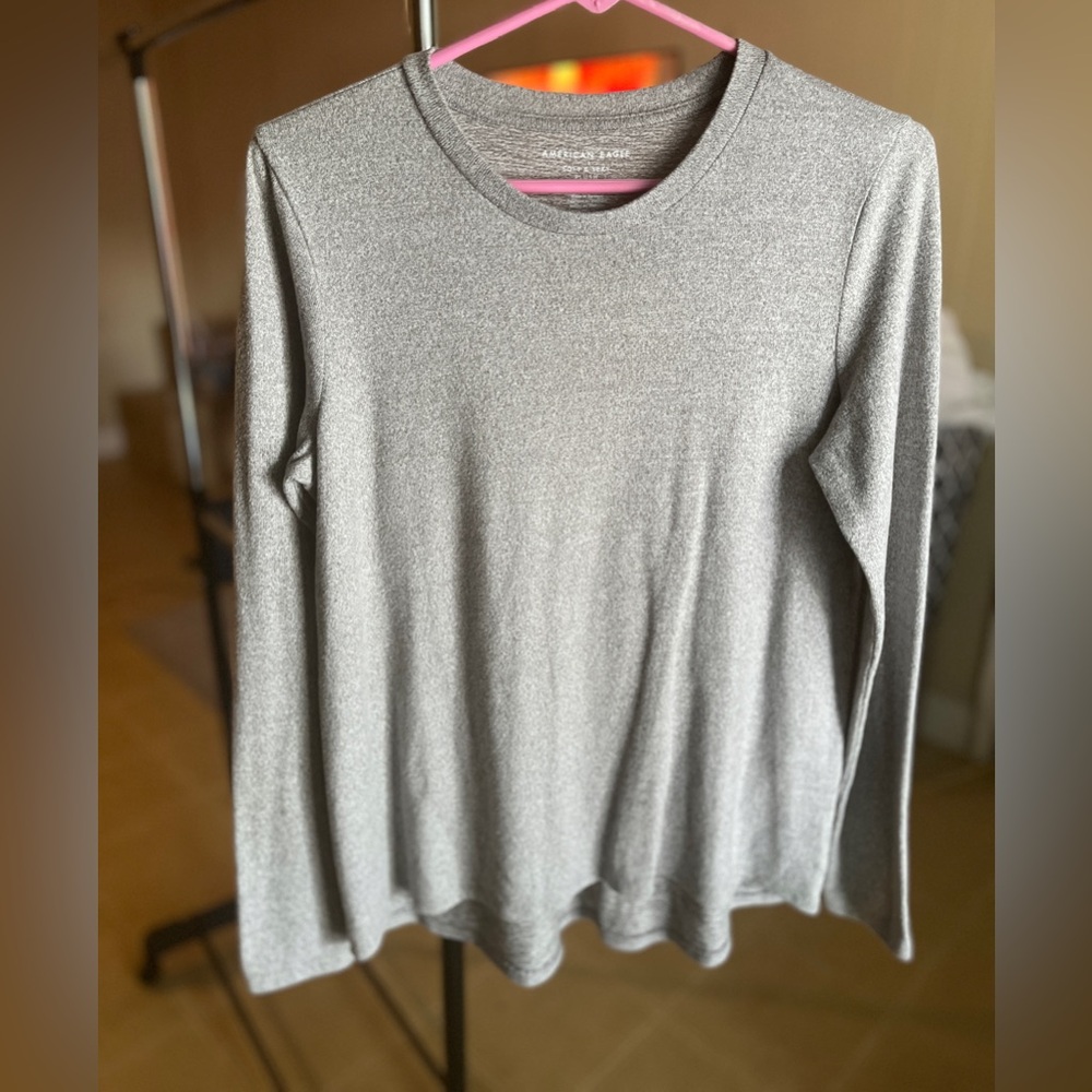 American Eagle Gray Long Sleeve